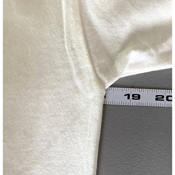 Pirates of the Caribbean T-Shirt S Movie Film Stunt Crew 2 3 Skull Sabers POTC - Picture 5 of 5